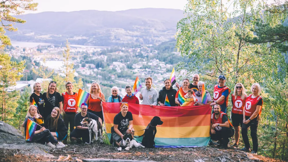 Pride-vandring til Kåfjellåsen på Notodden.