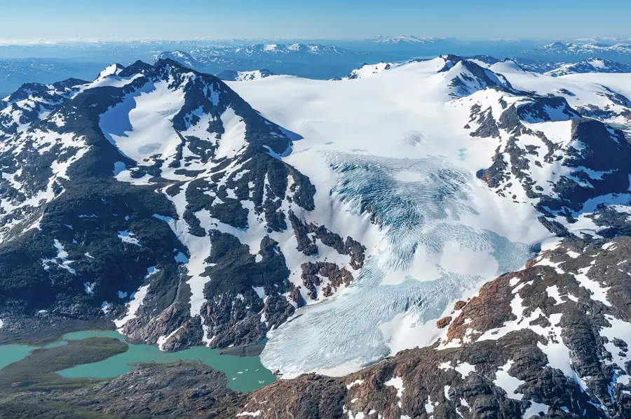 Austre Okstindbre av fotograf Lars Westvig/Visit Helgeland