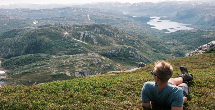 Sommerhelg på nydelige Taumevatn turisthytte i Sirdal.