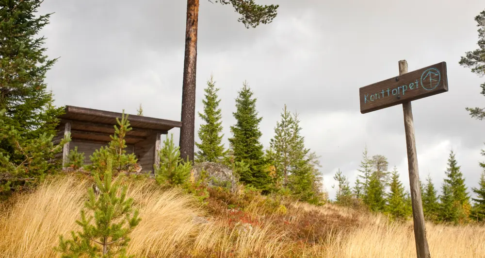 Reportasjebilder til saken "I flyktningenes fotspor", Fjell og Vidde nr 5, 2014.