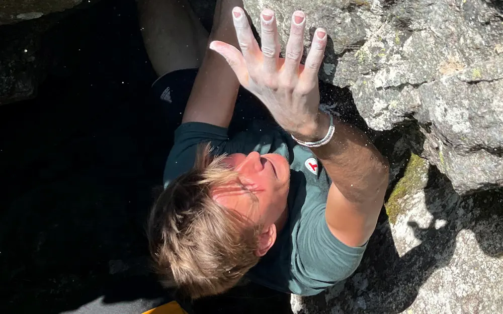 DNT ung 25-35 år på buldretur til Viglesdalen. Buldring, buldre, klatring.