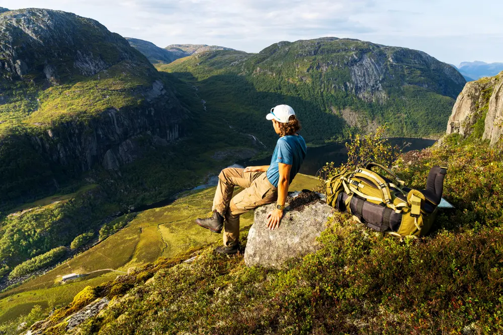 Bilder fra omveien til Viglesdalen, på sørsiden og nordsiden av turiststien. Se hvert enkelt filnavn på hvor bildene er tatt.