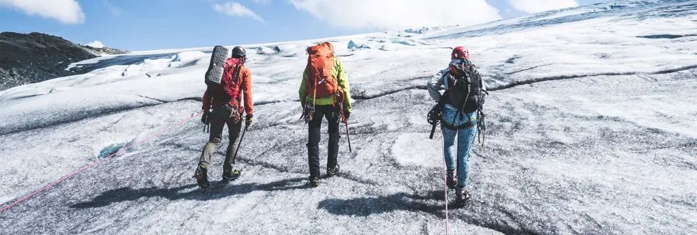 Bilder tatt i forbindelse med DNT Fjellsport sitt intensivkurs på bre i Jotunheimen sommeren 2018.