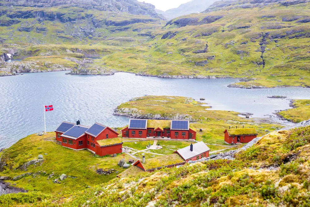Tur til Stranddalen turisthytte sommeren 2024.