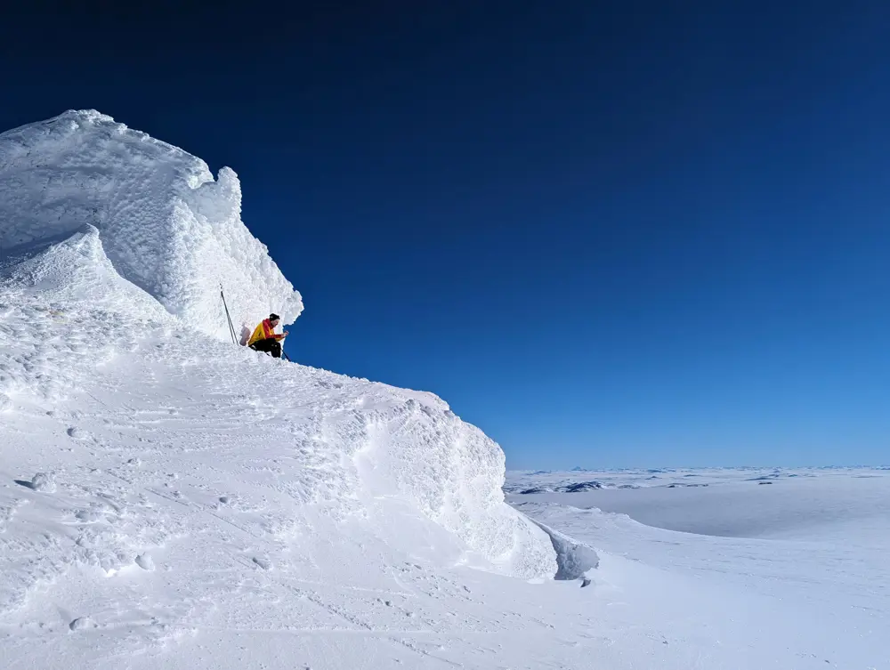 Jøkulhytta på toppen av Hardangerjøkulen.