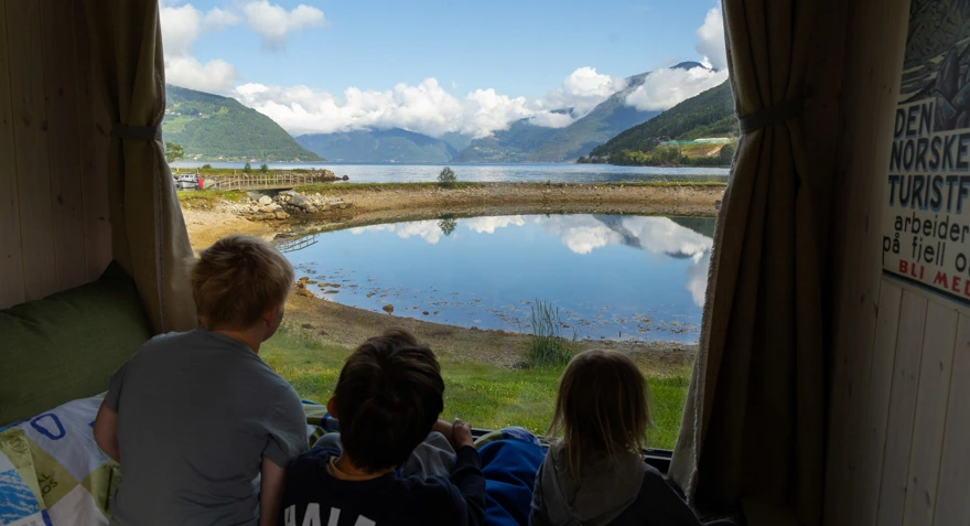 Hytta på hjul i Kinsarvik, 2. juli 2025.